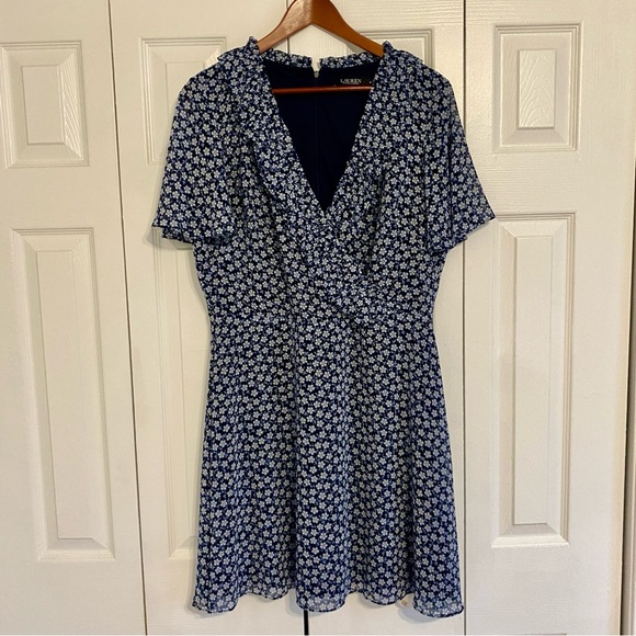 Ralph Lauren Dresses & Skirts - Lauren Ralph Lauren Mini Dress 14 Navy Blue Floral Cottagecore Preppy Feminine